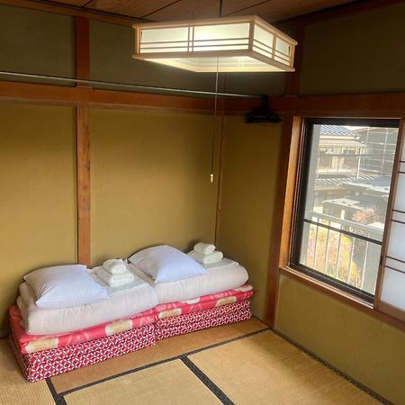 Gasthaus ふる里 Fujikawaguchiko Exterior foto