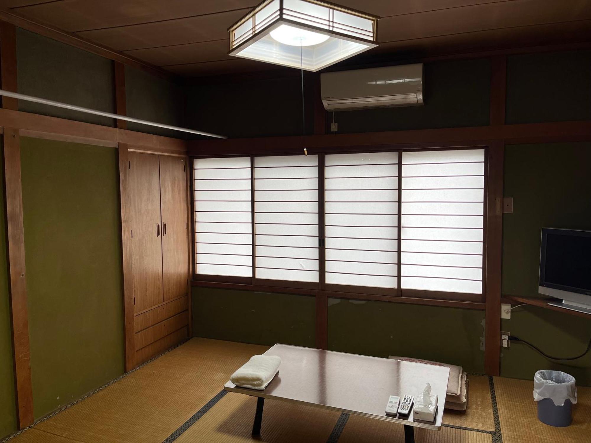 Gasthaus ふる里 Fujikawaguchiko Exterior foto