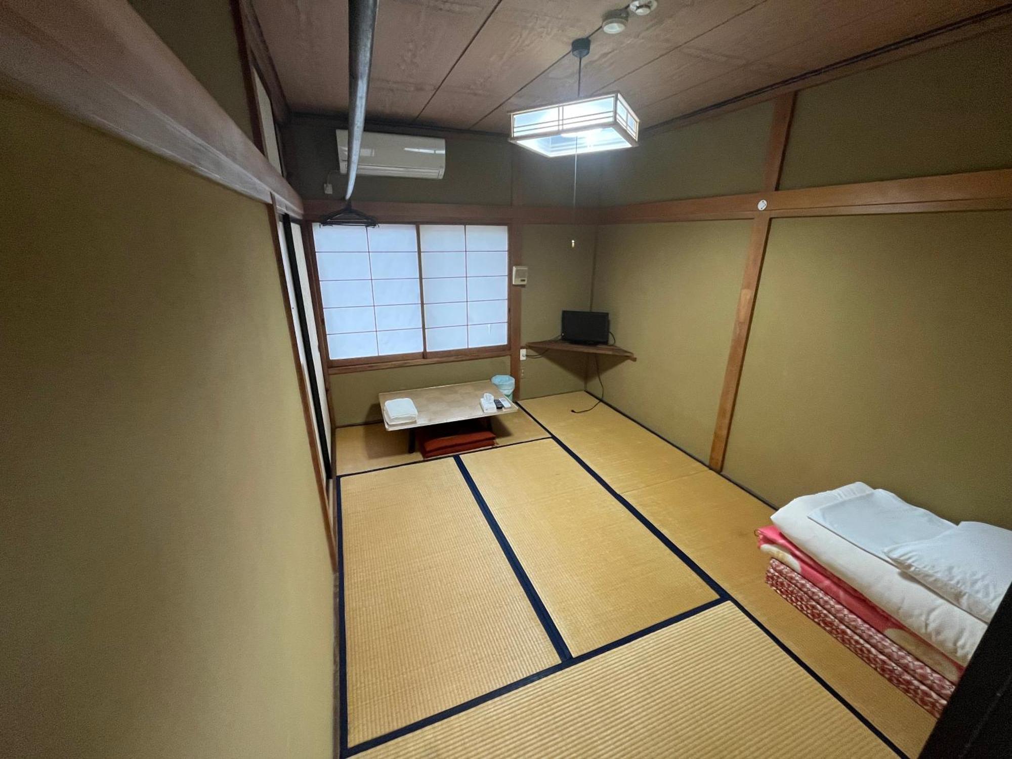 Gasthaus ふる里 Fujikawaguchiko Exterior foto