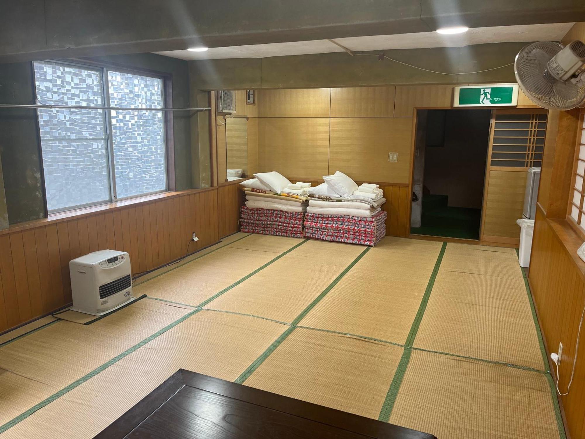 Gasthaus ふる里 Fujikawaguchiko Exterior foto