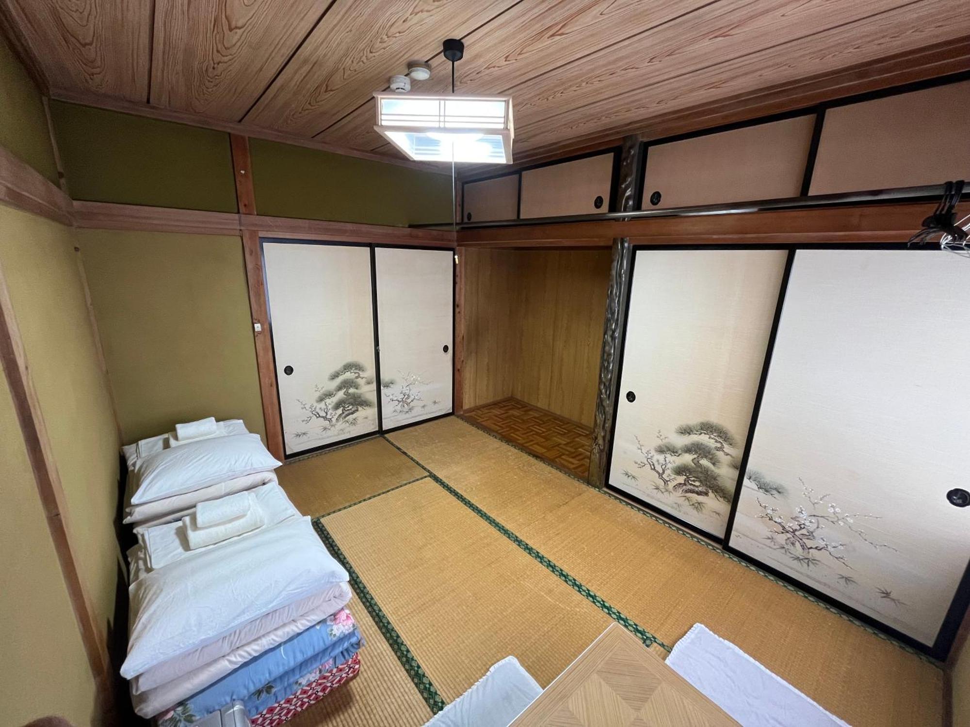 Gasthaus ふる里 Fujikawaguchiko Exterior foto
